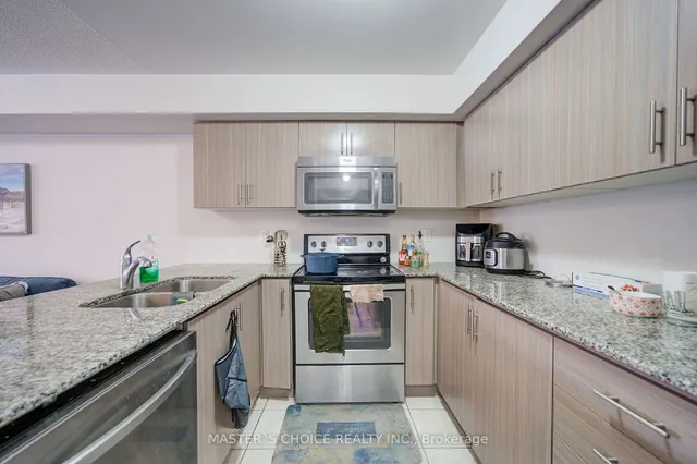 Additional image 5 of 2500 Post Rd Unit 14