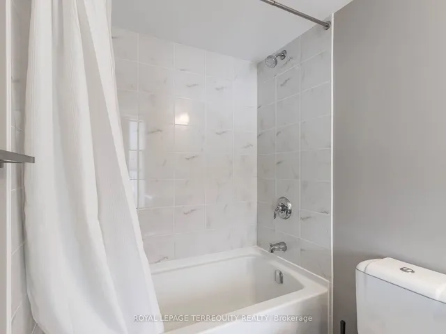 Additional image 28 of 716 Main St Unit 1008