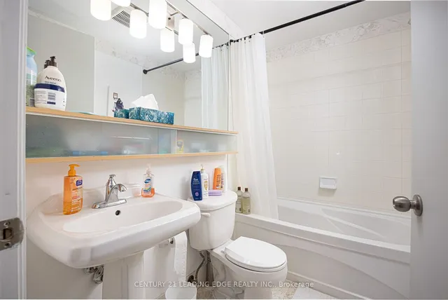 Additional image 19 of 85 Bloor St Unit 1413