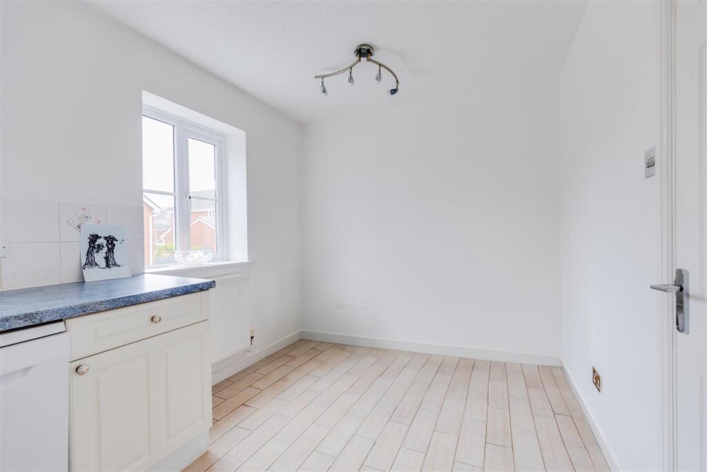 Additional image 11 of Rhodfa Sweldon, Barry