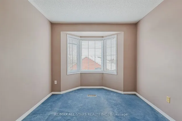 Additional image 29 of 50 Markham Rd Unit 15