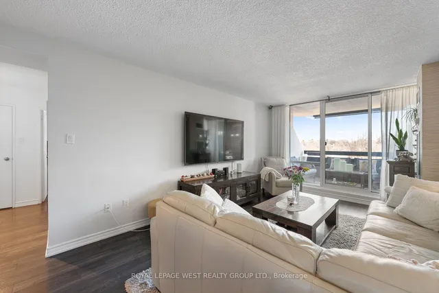 Additional image 9 of 362 The East Mall Unit 310