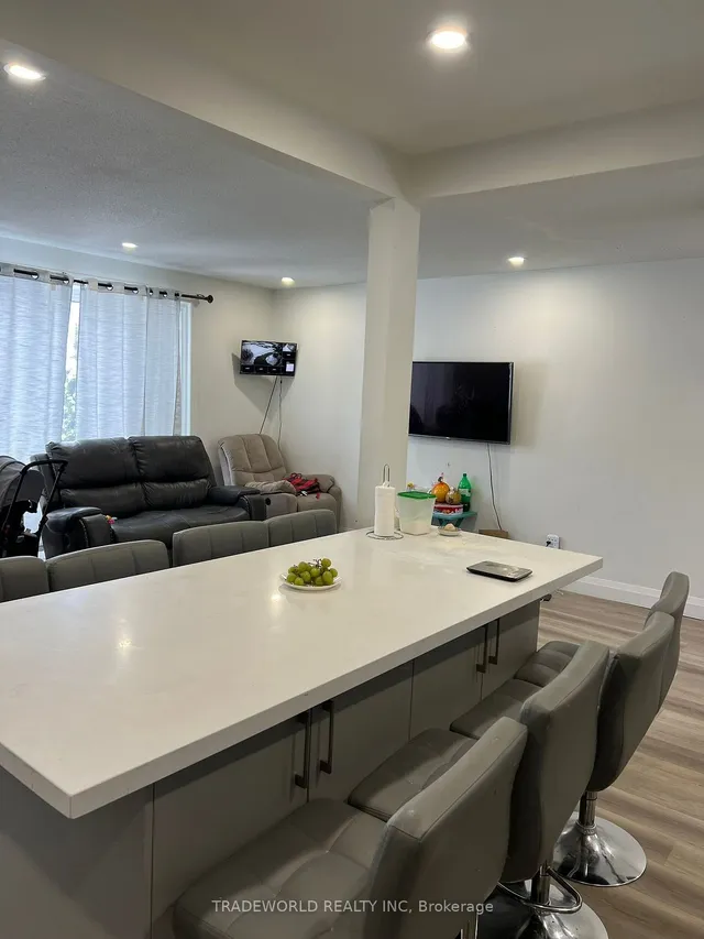 Additional image 6 of 25 Secroft Cres