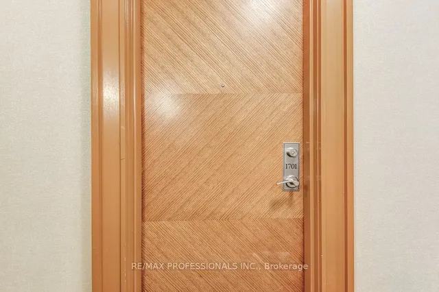 Additional image 5 of 70 High Park Ave Unit 1701