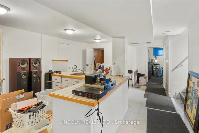 Additional image 27 of 61 Carney Rd