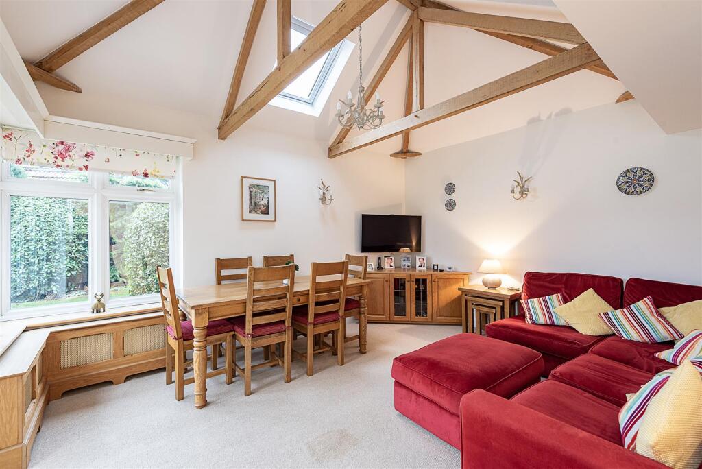 Additional image 4 of The Pleasance, Harpenden