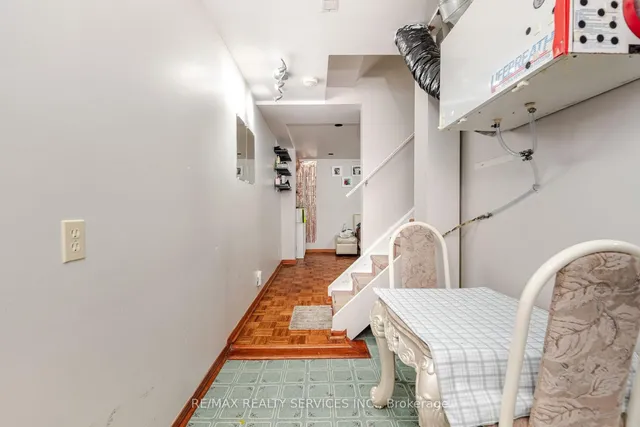 Additional image 37 of 67 Stoneledge Circ