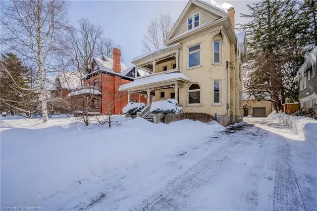 Additional image 2 of 33 Roland St