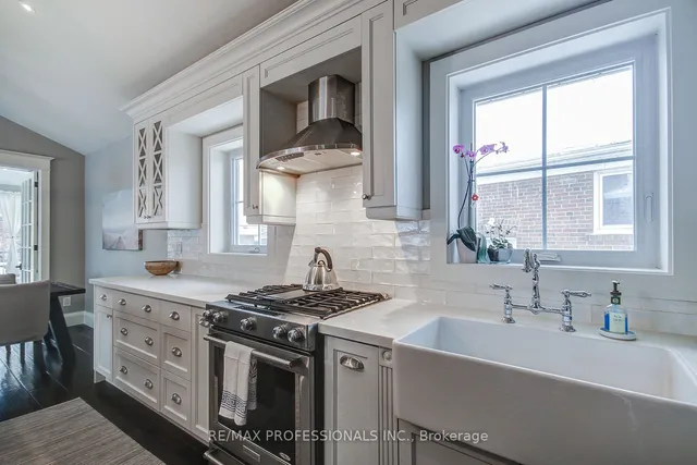 Additional image 17 of 57 Odessa Ave