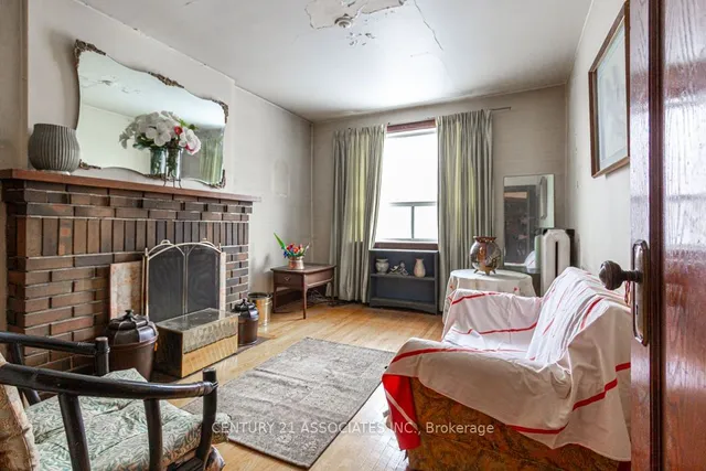 Additional image 13 of 634 Runnymede Rd