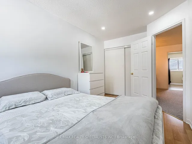 Additional image 29 of 46 MCCLEAVE Cres