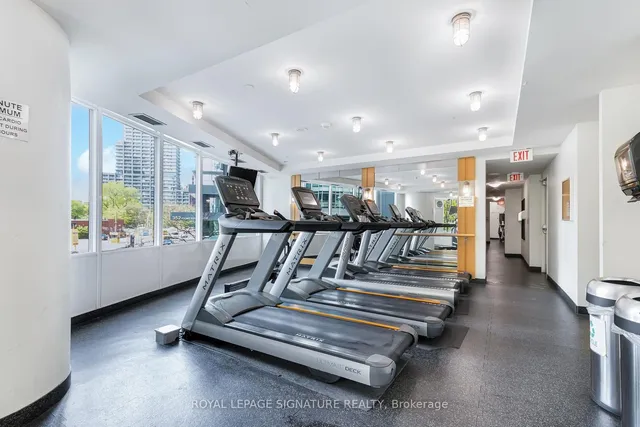 Additional image 31 of 397 Front St Unit 3710