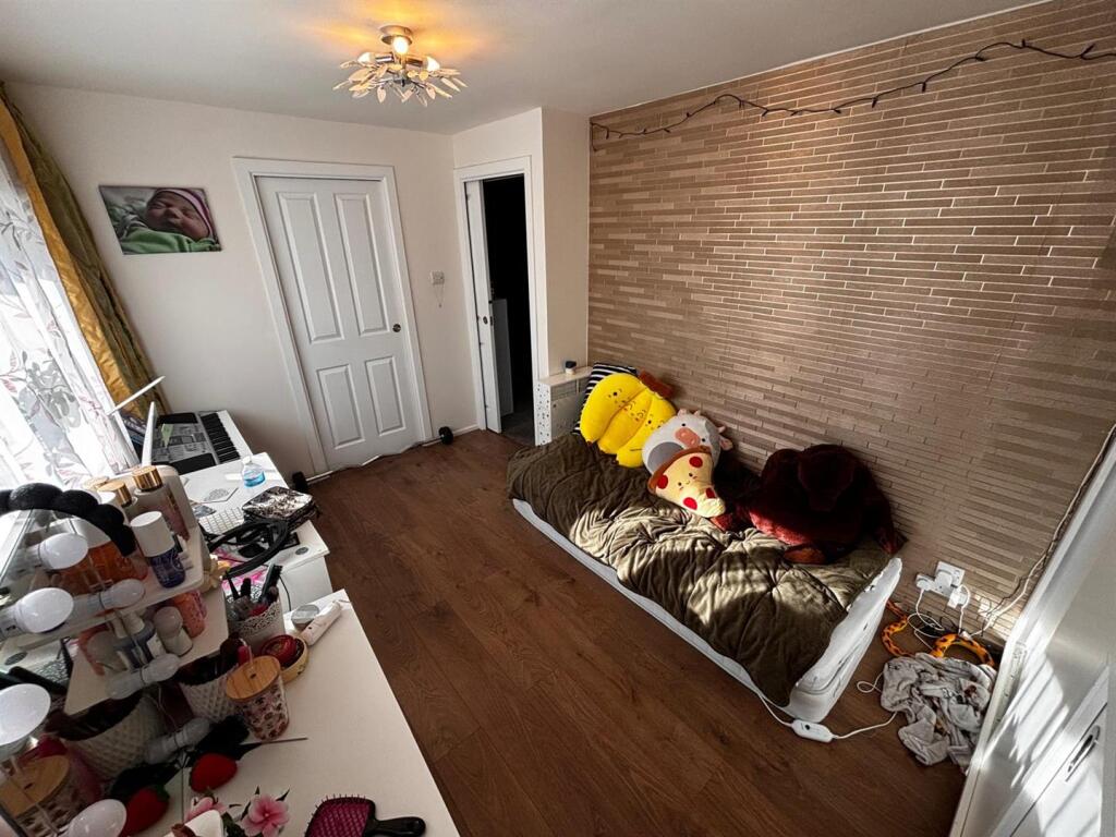 Additional image 15 of Travellers Lane, Hatfield