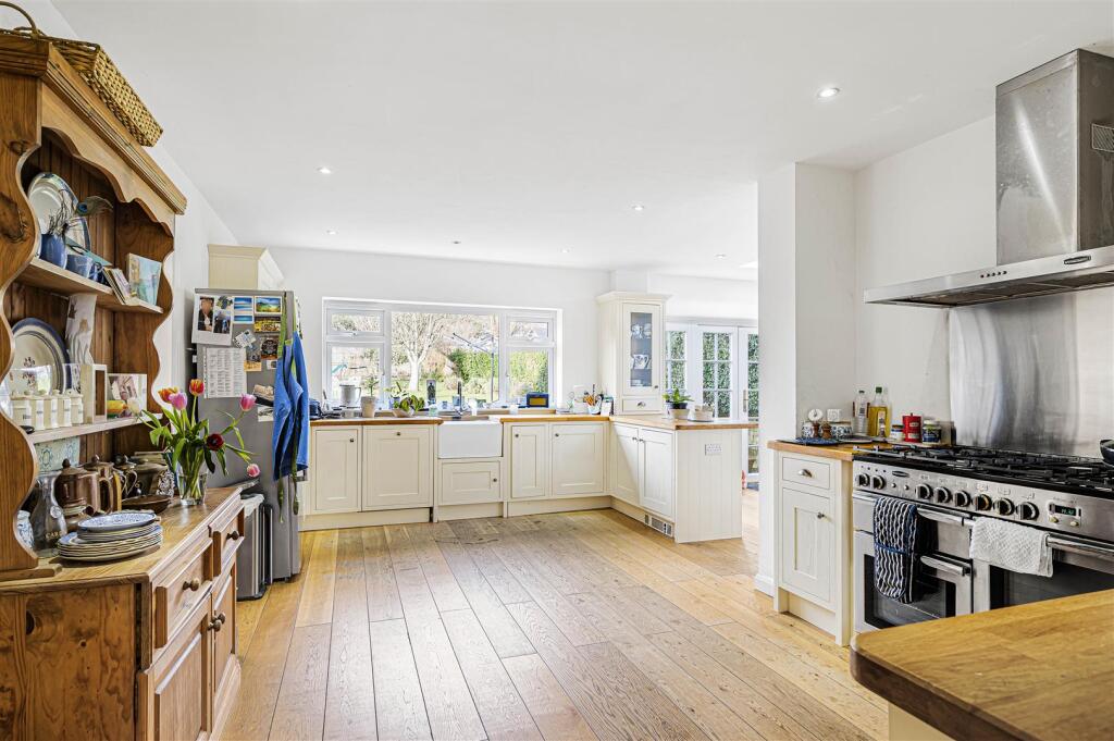 Additional image 37 of Chyngton Way, Seaford