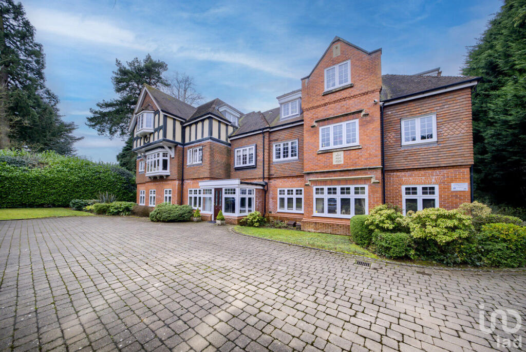 Primary image of St Bernards Road, Solihull, B92