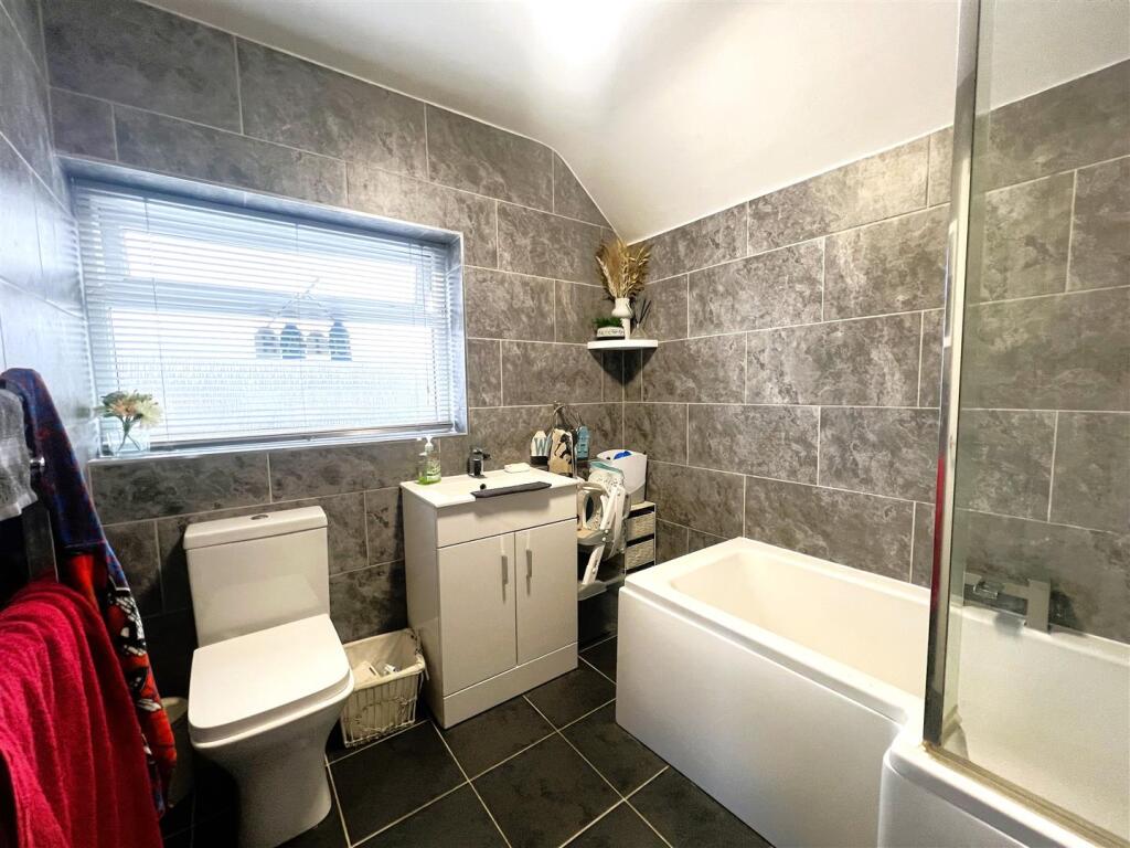 Additional image 4 of Markfield Close, Low Moor, Bradford