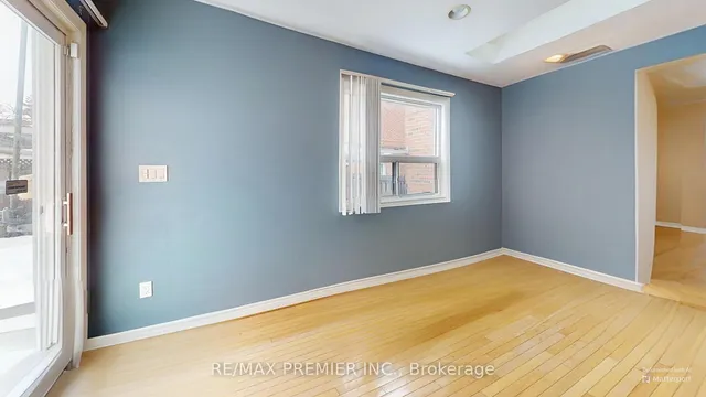 Additional image 35 of 32 Marlington Cres