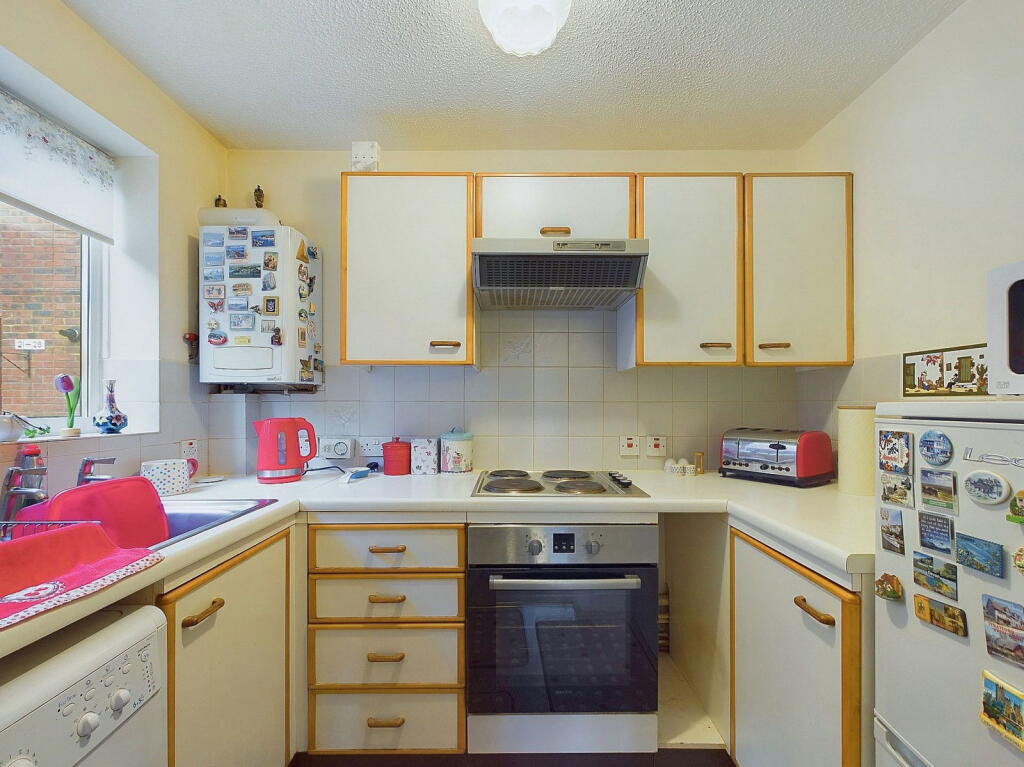 Additional image 5 of The Courtyard, Offington Lane, Worthing BN14 9RT