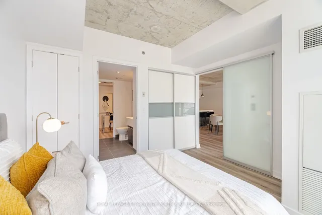 Additional image 24 of 55 Stewart St Unit 823