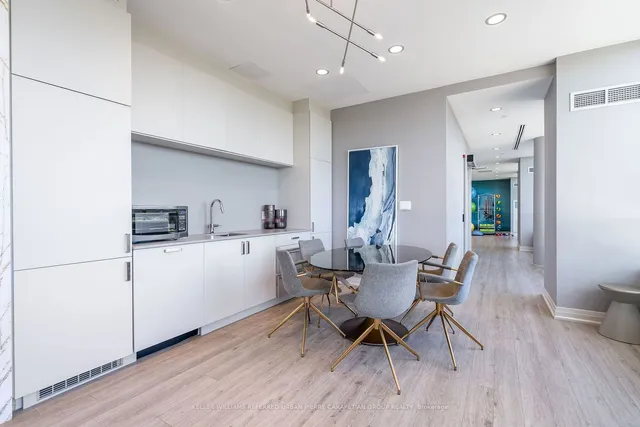 Additional image 39 of 630 Greenwood Ave Unit 613