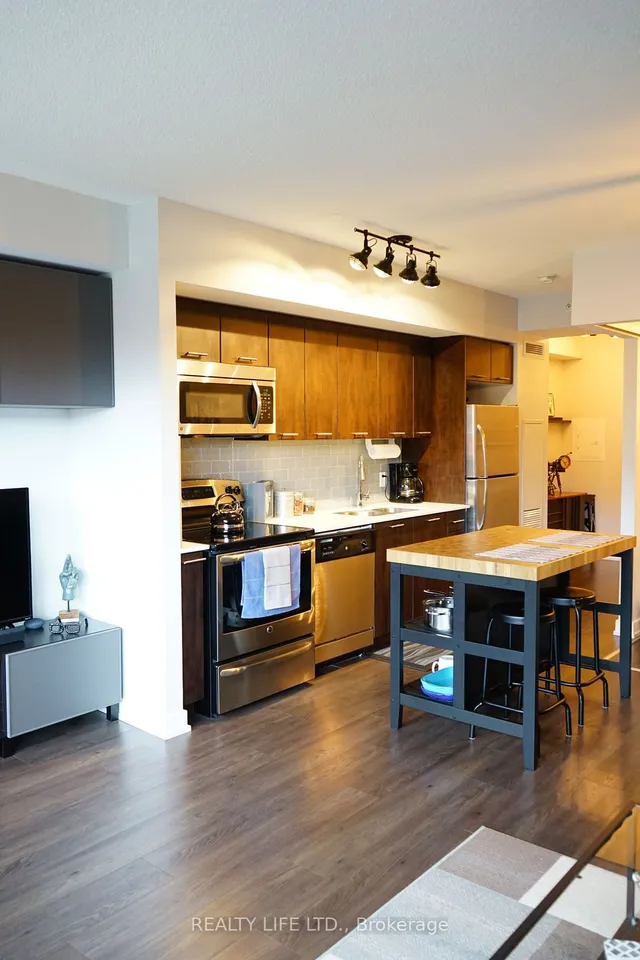 Additional image 8 of 2220 Lake Shore Blvd Unit 310