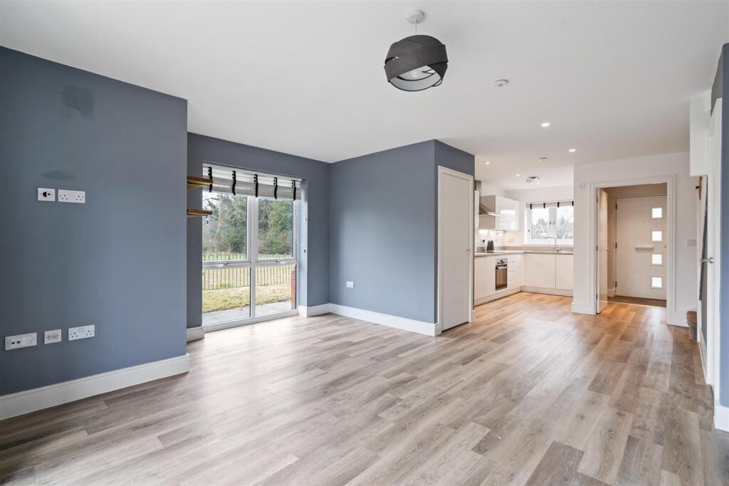 Primary image of Kingswood Green, Lapworth, Solihull