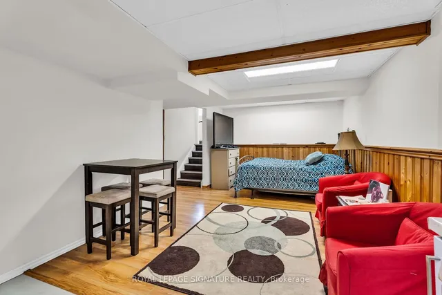 Additional image 23 of 21 Slater Circ