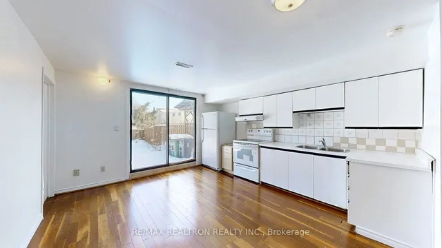 Additional image 37 of 7 Roughfield Cres