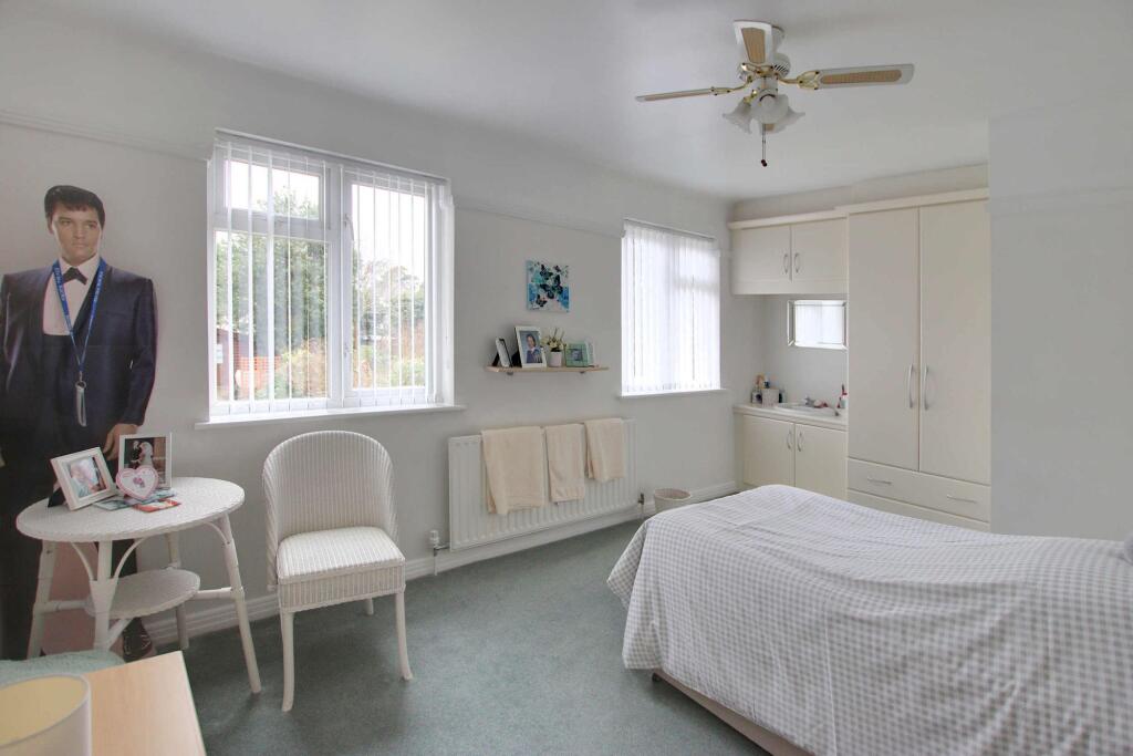 Additional image 11 of Stambourne Way, West Wickham, BR4