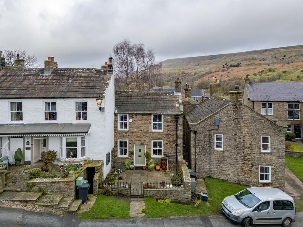 Additional image 2 of Reeth