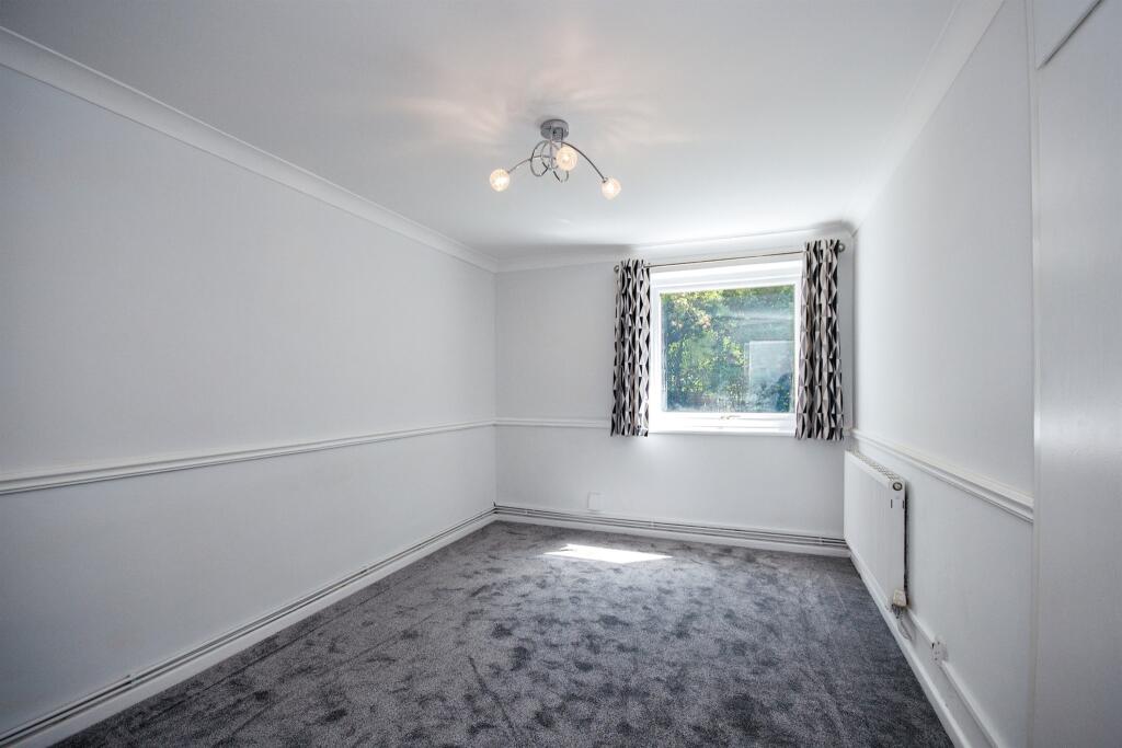 Additional image 13 of Richmond Park Road, Bournemouth