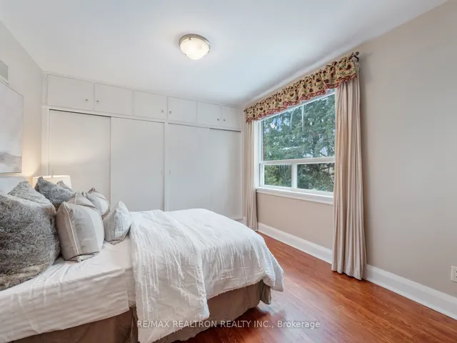 Additional image 20 of 28 Graymar Ave