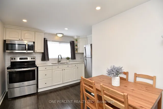 Additional image 15 of 3 Maitland Ave