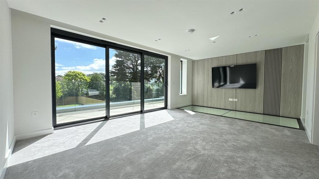 Additional image 6 of Greenwood Avenue, Lilliput