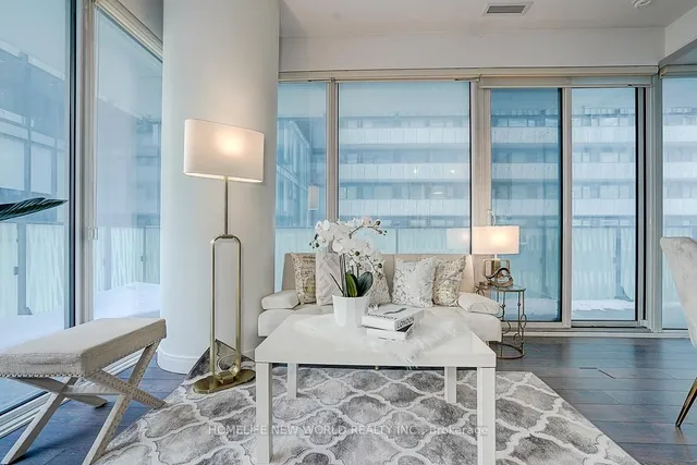 Additional image 30 of 42 Charles St Unit 809