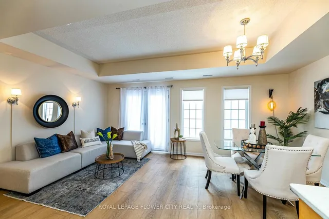 Additional image 15 of 11 Niagara St Unit 14