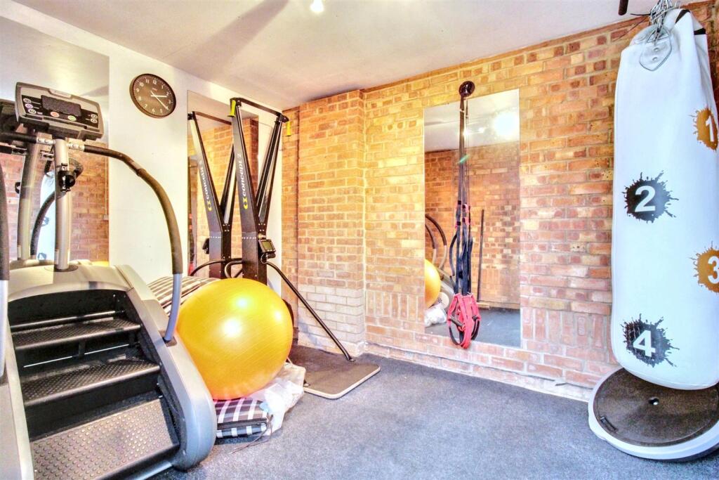 Additional image 28 of Glebeside Close, Worthing