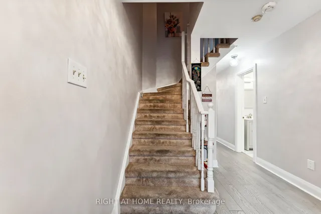 Additional image 17 of 108 Goldenlight Circ