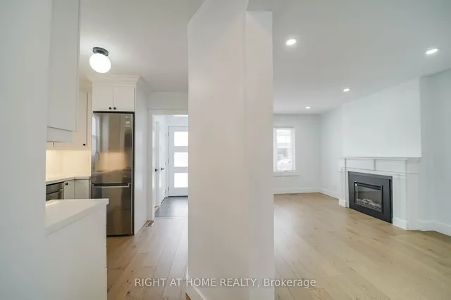 Additional image 7 of 1380 Woodbine Ave