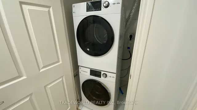 Additional image 15 of 763 Bay St Unit 613