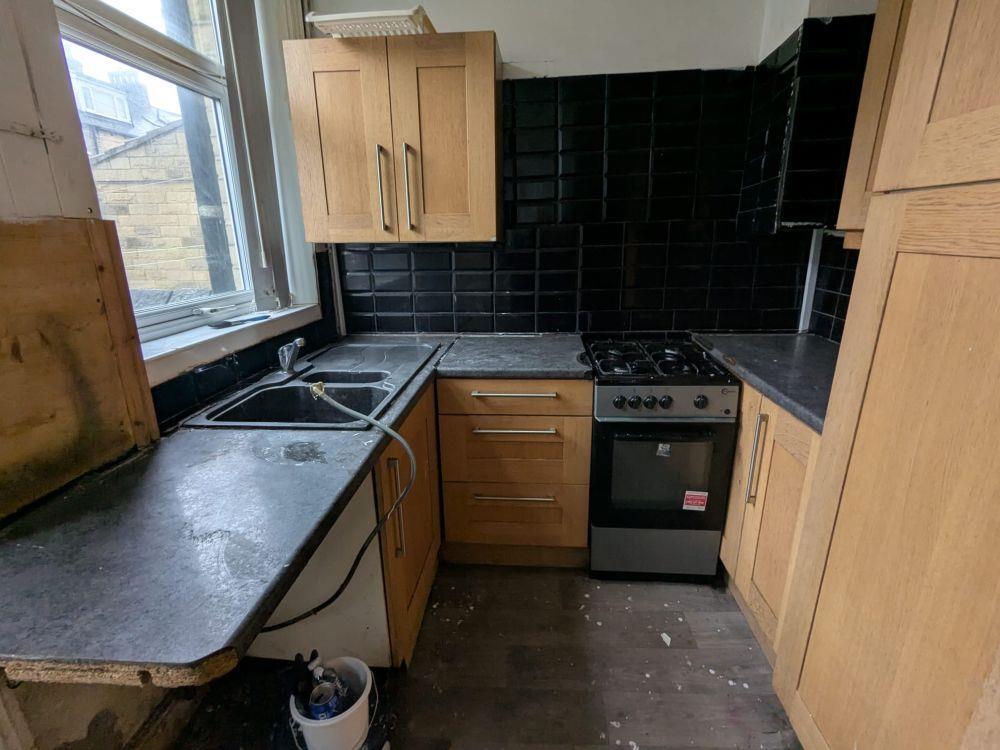 Additional image 3 of 11, Stanmore Place Bradford, BD7 2EN