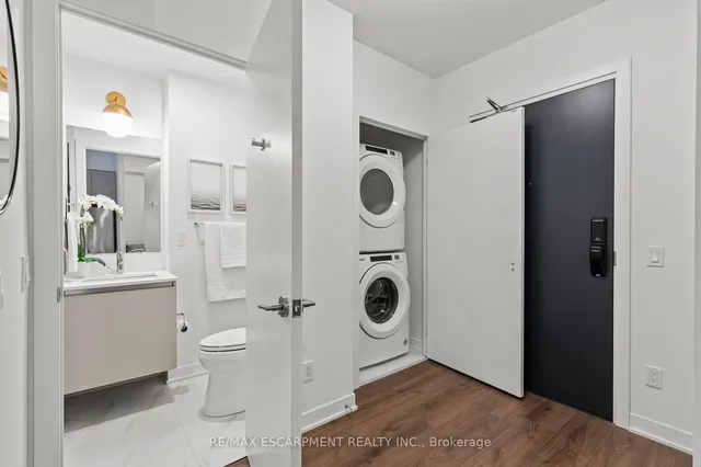 Additional image 7 of 405 Dundas St Unit 316