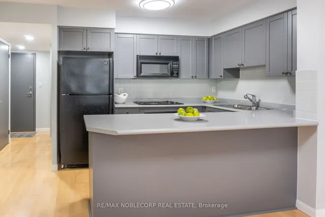 Additional image 8 of 1000 King St Unit 208