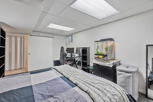 Additional image 38 of 36 Lockton Cres