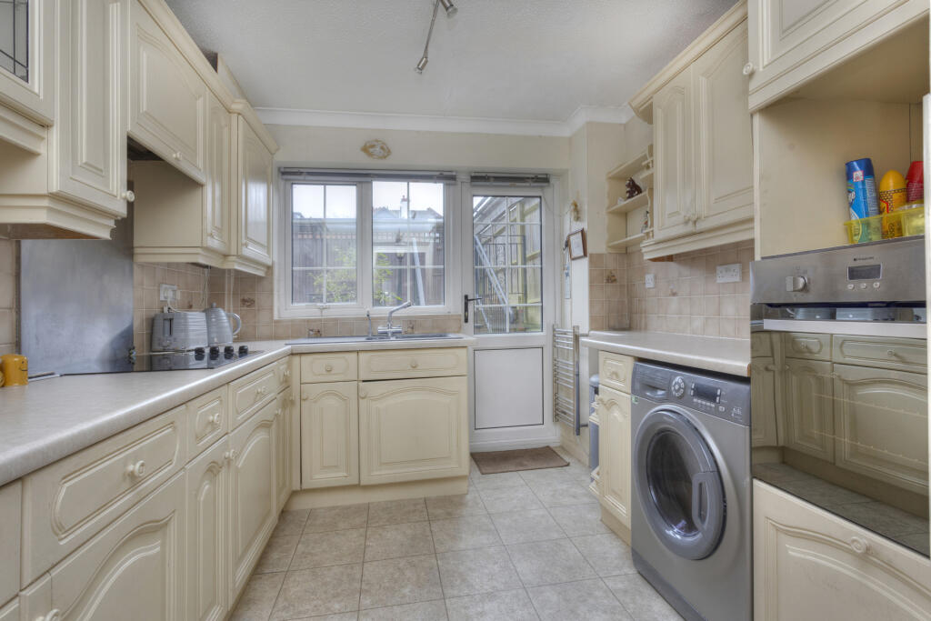 Additional image 15 of Fulmar Close, Hove, East Sussex, BN3