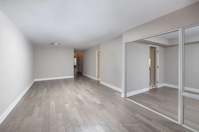 Additional image 13 of 717 Bay St Unit 1004