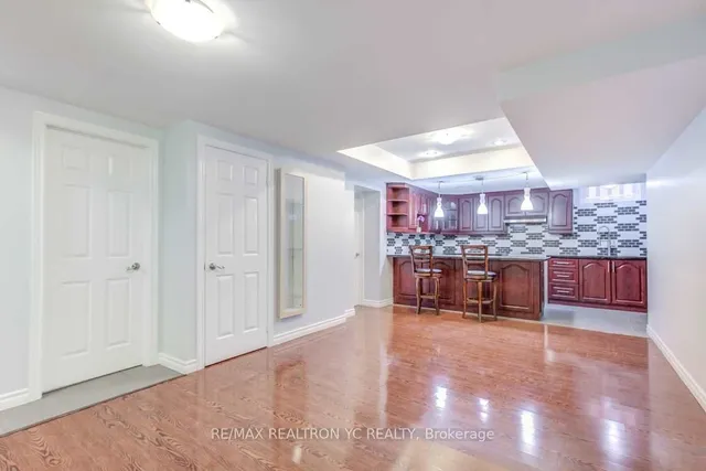 Additional image 35 of 19 Wadena Crt