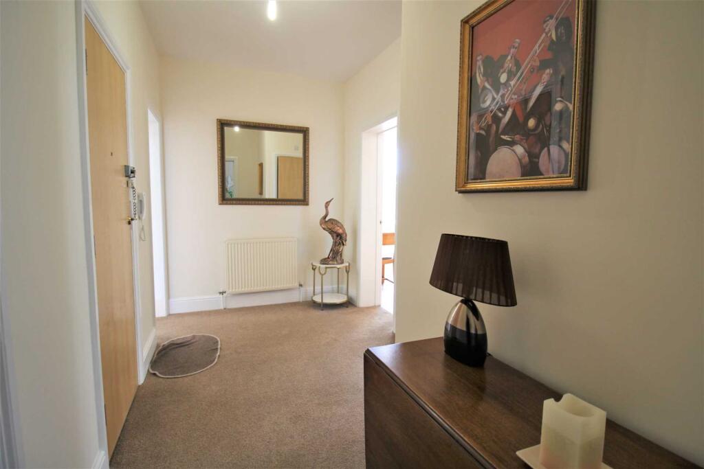 Additional image 15 of Ellenborough Park South, Southward