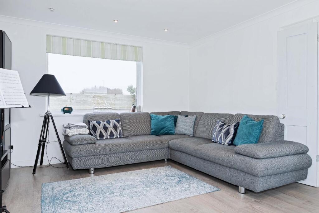 Additional image 6 of Ormonde Way, Shoreham-By-Sea