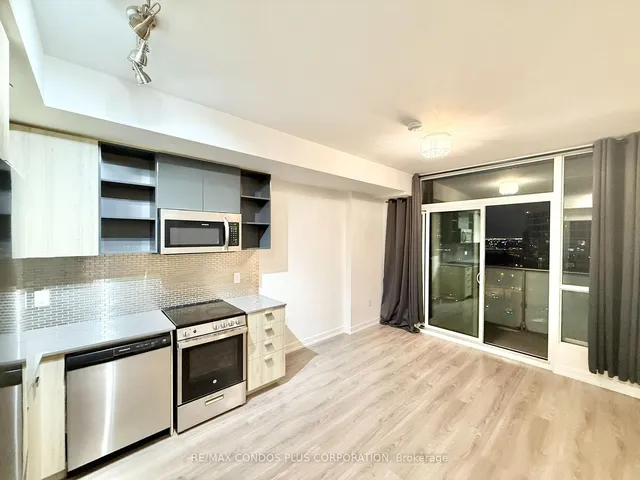 10 De Boers Dr Unit 1214